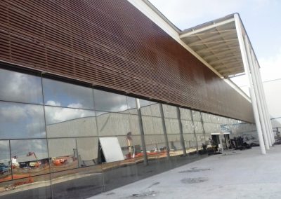 Brises Metálicos - FÁBRICA DA JEEP EM GPOIANA PERNAMBUCO